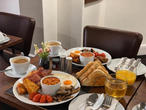 The Marlborough Hotel - Housity