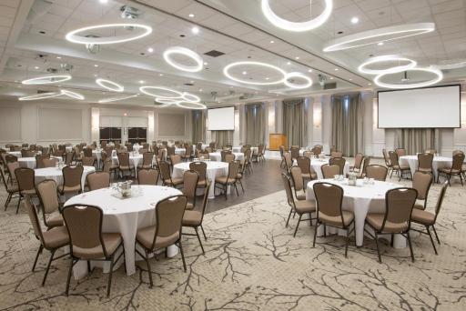 Crowne Plaza Kitchener-Waterloo, an IHG Hotel - Housity