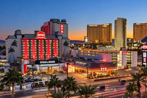 OYO Hotel and Casino Las Vegas - Housity