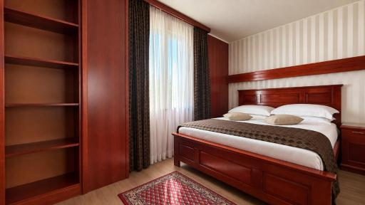 Vila Prezident - Housity