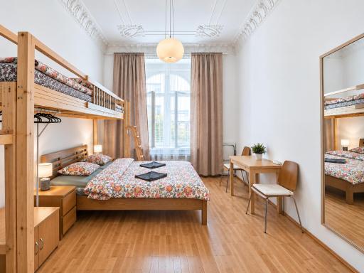 Room & Parking Assistance - Housity