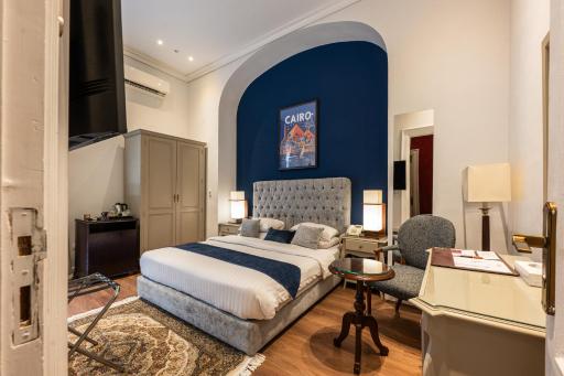1920s Boutique Hotel and Restaurants - Housity