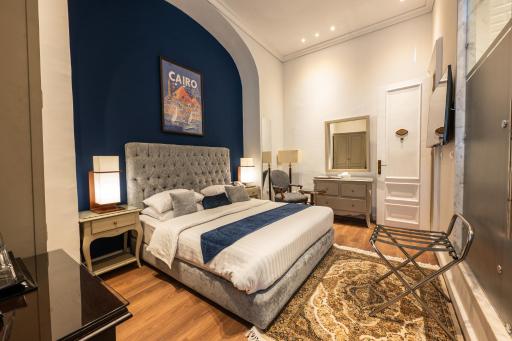 1920s Boutique Hotel and Restaurants - Housity