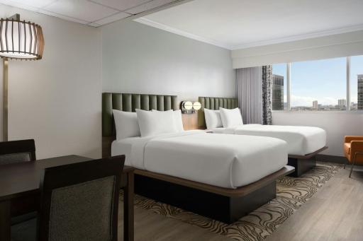 Holiday Inn Houston Downtown, an IHG Hotel - Housity