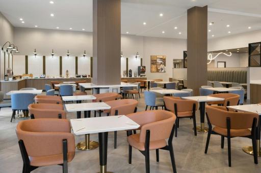 Holiday Inn Houston Downtown, an IHG Hotel - Housity