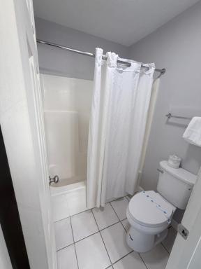 Mountain Aire Inn Sevierville - Pigeon Forge - Housity