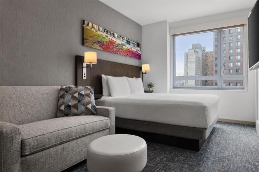 Hyatt Place New York City - Times Square - Housity