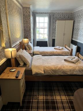 The White Hart pub and rooms - Housity
