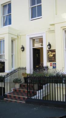 The Arches Guest House - Housity