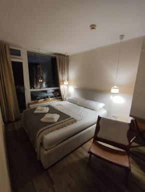 HEARTH HILL VIEW APARTMENT - Housity