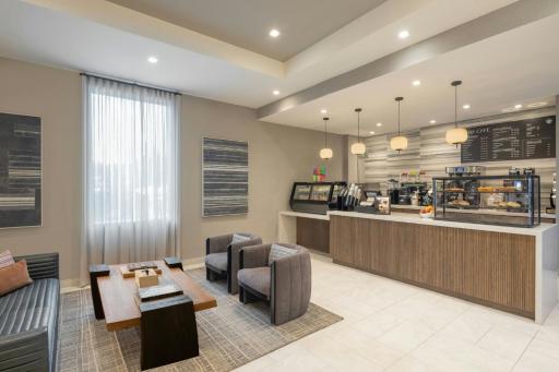 Sheraton Framingham Hotel & Conference Center - Housity