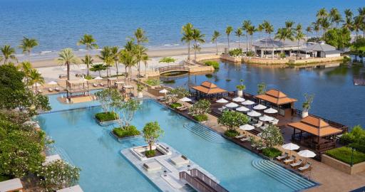 Dusit Thani Hua Hin - Housity