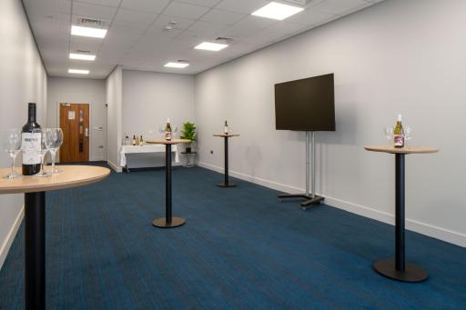 Holiday Inn Express Birmingham - Snow Hill, an IHG Hotel - Housity