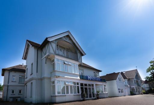 Uno Hotel Heathrow Windsor - Housity