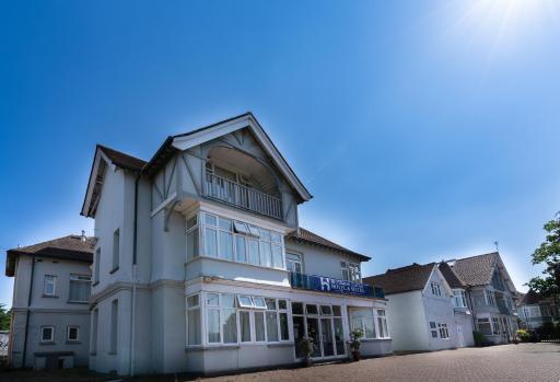 Uno Hotel Heathrow Windsor - Housity