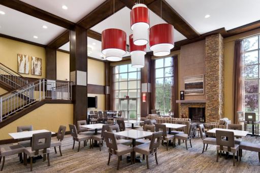ClubHouse Hotel and Suites - Housity