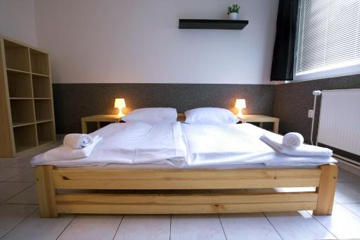 Hostel Seven - Housity