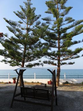 Frosso's Sea Apartments - Housity