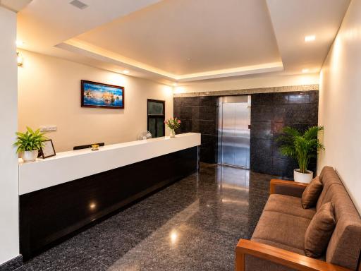 Suvarna Elite - Premium Apartment Hotel - Housity