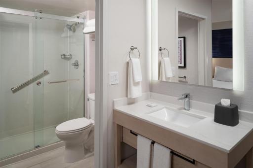 Hyatt Place Fort Lauderdale Cruise Port & Convention Center - Housity