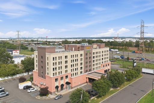 Hotel Executive Suites - Housity