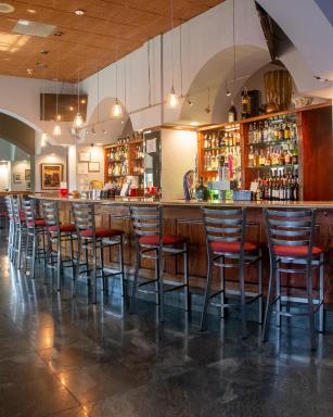 Meadowlands Plaza Hotel - Housity