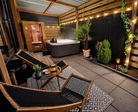 Tiny house with sauna & jacuzzi near Amsterdam - Housity