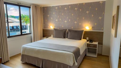Foz Plaza Hotel - Housity