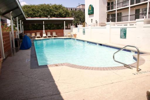 La Quinta Inn by Wyndham Austin Capitol / Downtown - Housity