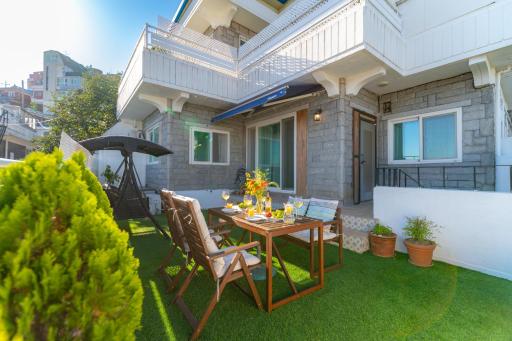Haiyan Hill House - Private Seoul Stay with Courtyard - Housity