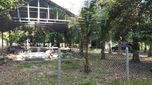 Chalet Kampong Semawar - Housity