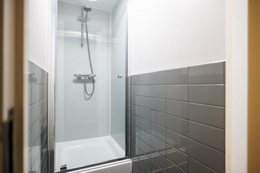 YHA Liverpool Albert Dock - Housity
