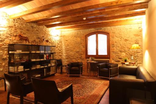 Hotel Rural Can Vila - Housity