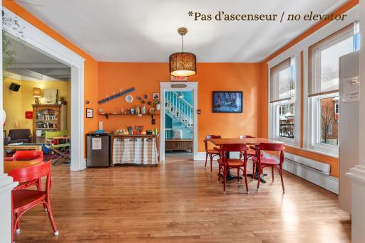 Chateau Des Tourelles - Housity