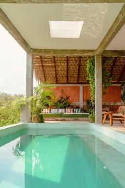 Coyote, 6BR Ocean View Villa, Playa del Amor - Housity