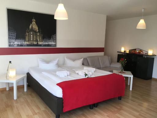 Hotel & Apartments Altstadtperle - Housity