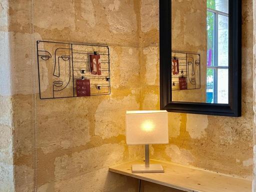 Charmant studio renove et climatise - Housity