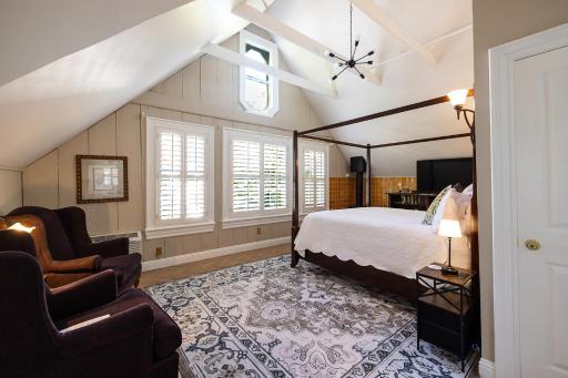 The Napa Inn - Housity