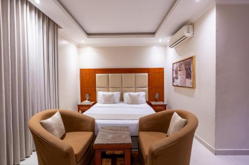 Nawara Furnished Units - Al Aziziyah - Housity