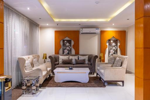 Nawara Furnished Units - Al Aziziyah - Housity