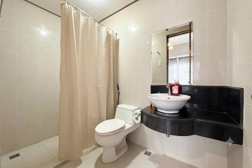 Victoria Sports Tower - Cozy Ambiance Condo Unit - Housity