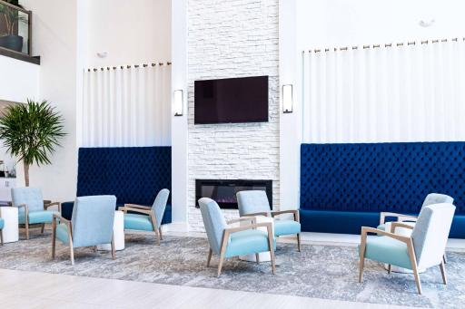 Ameniti Bay - Best Western Signature Collection - Housity
