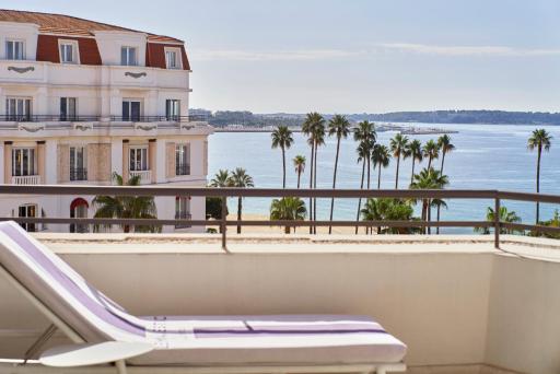 Hôtel Barrière Le Majestic Cannes - Housity