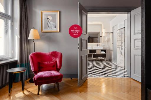 Grand Poet Hotel and SPA by Semarah - Housity
