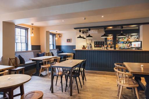 Lion & Pheasant Hotel - Housity