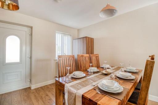Moorland House - Housity