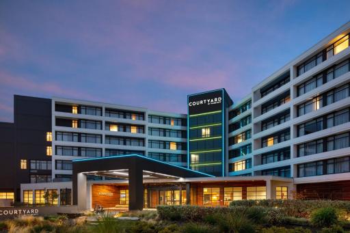 Courtyard Seattle Downtown/Lake Union - Housity