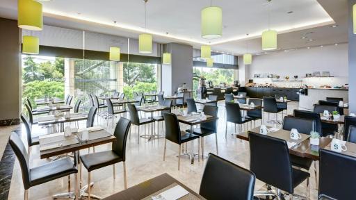 Sercotel Ciutat de Montcada - Housity