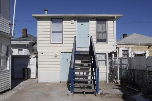 Shore Beach Houses - 41 D Lincoln Avenue - Housity