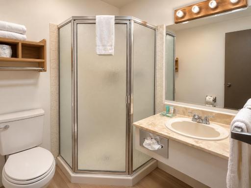 Granada Inn - Housity